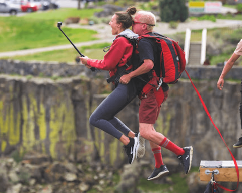 base jump the bridge